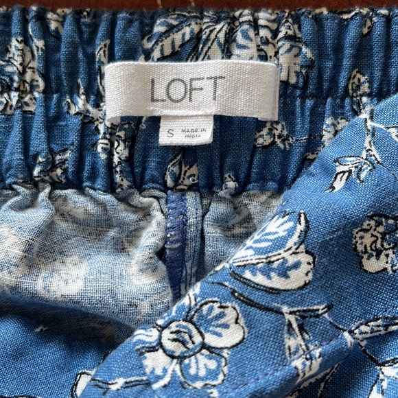 Loft pull on floral shorts. Sz. S. - Picture 8 of 9